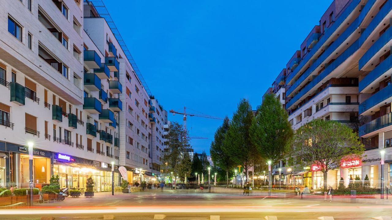 Апартаменты Corvin Promenade With Free Parking Будапешт Экстерьер фото